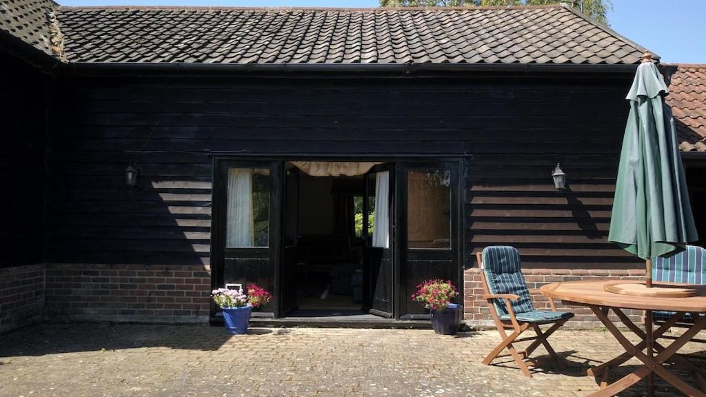 Paddock Barn ~ Short & Long Term Stay, Pets Welcome ~ Woodbridge, Framlingham Ar Cretingham Exteriör bild
